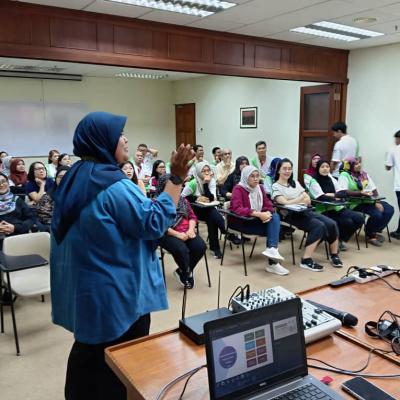 Taklimat Pengasingan Sisa Di Punca Dan Pameran Upcycle Di Aident Corporation 4