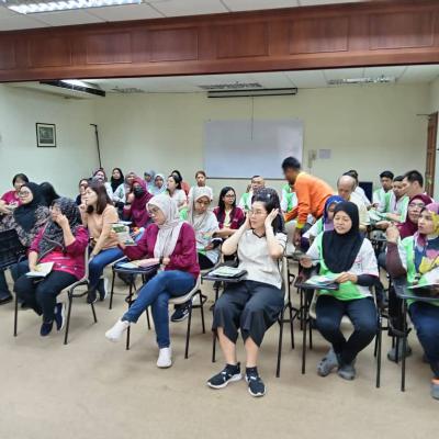 Taklimat Pengasingan Sisa Di Punca Dan Pameran Upcycle Di Aident Corporation 5