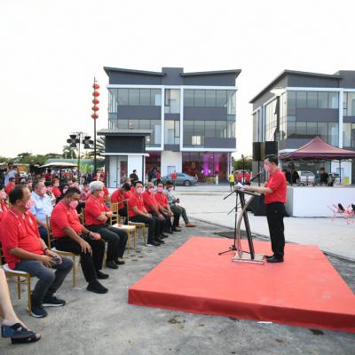 Perasmian Pondok Warisan Dan Nyalaan Tanglung Di Iconic Point 7