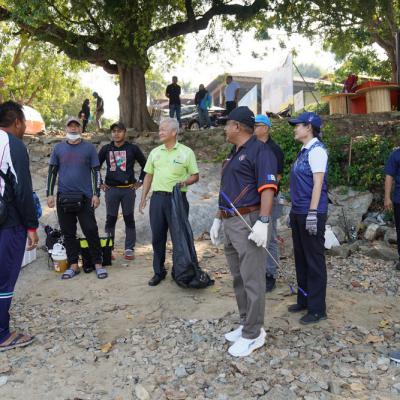 Program Plogging Anjuran Bersama MBSP Dengan Micron Batu Kawan 10