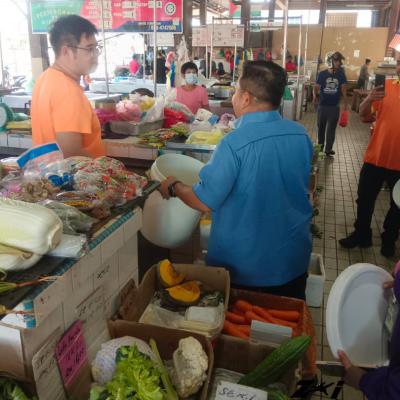 Penyerahan Tong Sisa Organik Di Pasar Awam Sungai Dua Butterworth 1