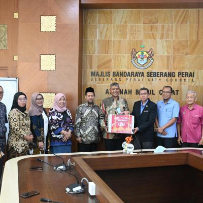 Program Penanda Aras Inisiatif Sekolah Hijau - Lawatan Kolaborasi Antarabangsa Universitas Narotama, Surabaya,Indonesia