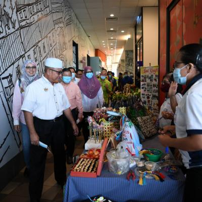 Majlis Perasmian Karnival Upcycle Design Village Outlet Mall 7