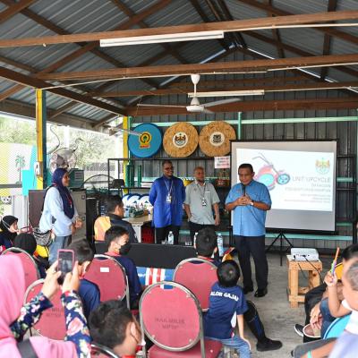 Lawatan Penandaarasan Dan Kembara Ilmu Sekolah Kebangsaan Dato Nan 8