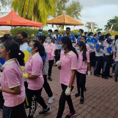 Majlis Perasmian Pembersihan Pantai Anugerah Sekolah Hijau Di Pantai Robina 1