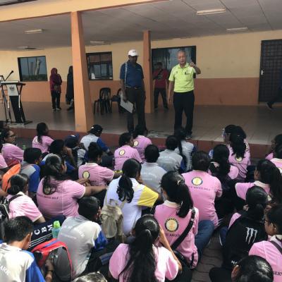 Majlis Perasmian Pembersihan Pantai Anugerah Sekolah Hijau Di Pantai Robina 9