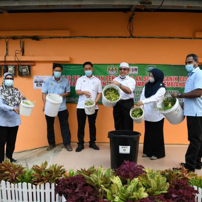 Pelancaran Pengumpulan Sisa Organik Pasar Awam Kepala Batas 5