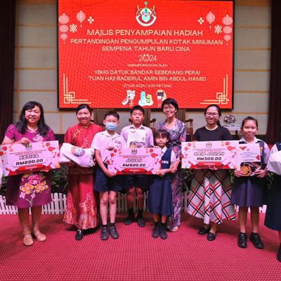 Majlis Penyampaian Hadiah Bagi Program Pertandingan 6
