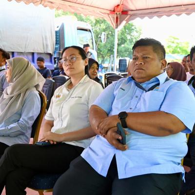 Majlis Penyerahan Kerusi Batu Rekreasi Di Dataran Kuala Haji Ibrahim Sungai Acheh 8